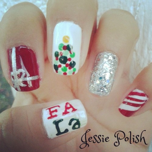Holiday-inspired Nail Art 🎄🎅🎁