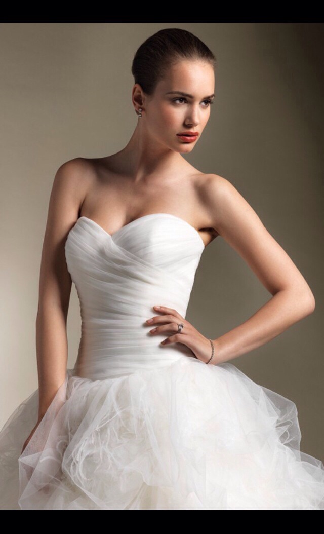 Beautiful Wedding Dresses UNDER $500! π #tipit
