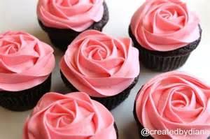 "Some Pretty Amazing Valentine Cupcake Ideas"