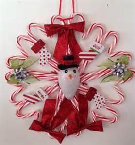 "Beautiful Candy Cane Wreath Idea's"