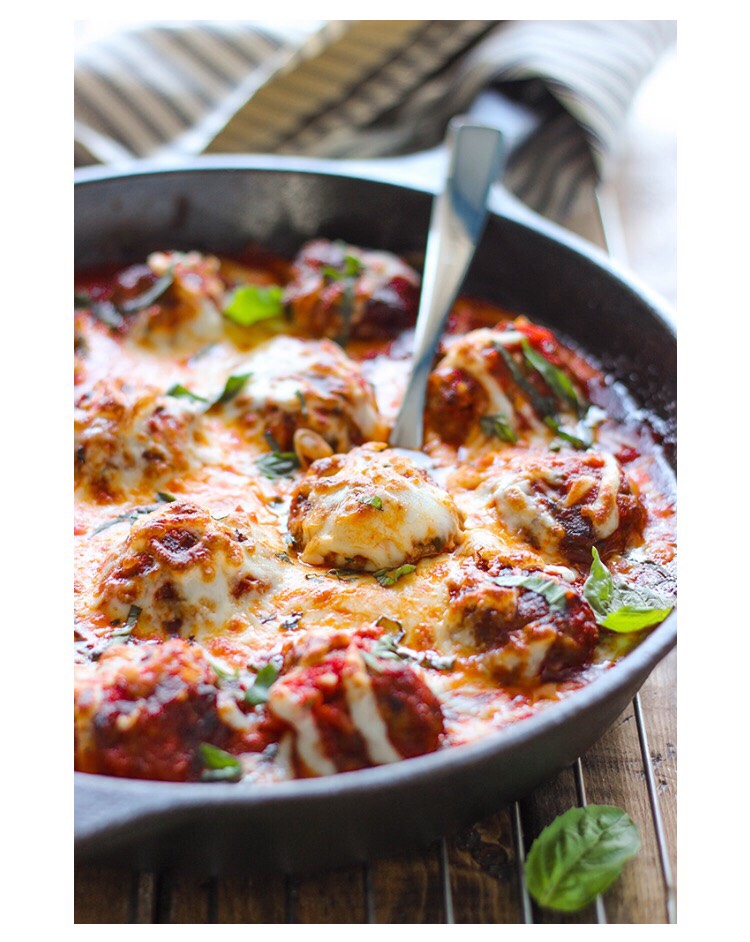 Cheesy Meatballs Skillet!!