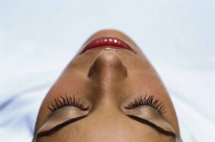If you want longer lashes without extensions, add baby powder to your lash routine.
Simply use a cotton swab to dab on baby powder in between mascara applications and you’ll have longer, thicker lashes—easy.