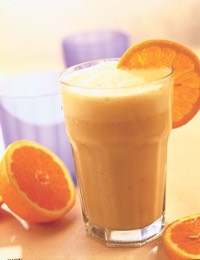 Immune Boosting Vitamin C Smoothie: 
-2 oranges 
-1/2 cantaloupe 
-1 cup strawberries 
-1 tomato
Blend over ice