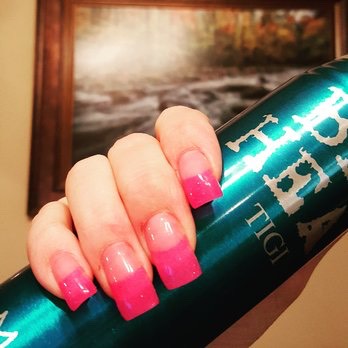Pretty And Beautiful Nails 