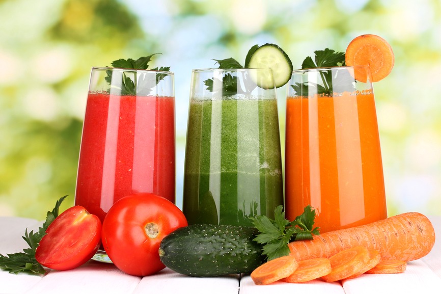 Ingredients:
Pineapple
Apples
Oranges
Kale
Spinach
Cucumber
Horse radish
Tomato