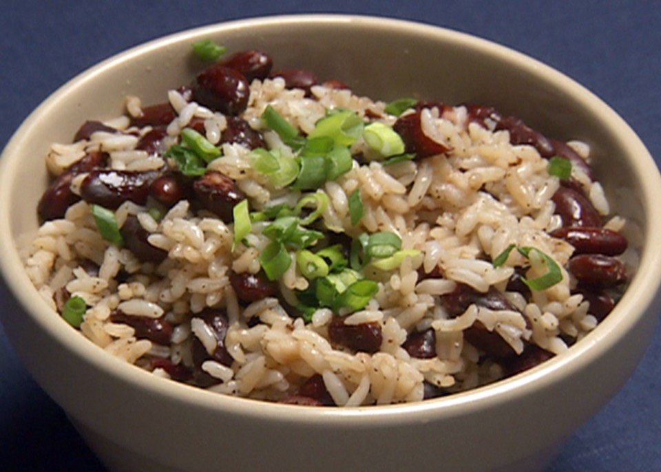 Rice and beans: a classic! Sometimes I use basmati and chickpeas, or brown rice and black beans, whatever combo you get a good amount of protein and fiber. I usually lay it over a bed of lettuce and use a little dressing for flavor. I also add spices to the water that I boil the rice in.
