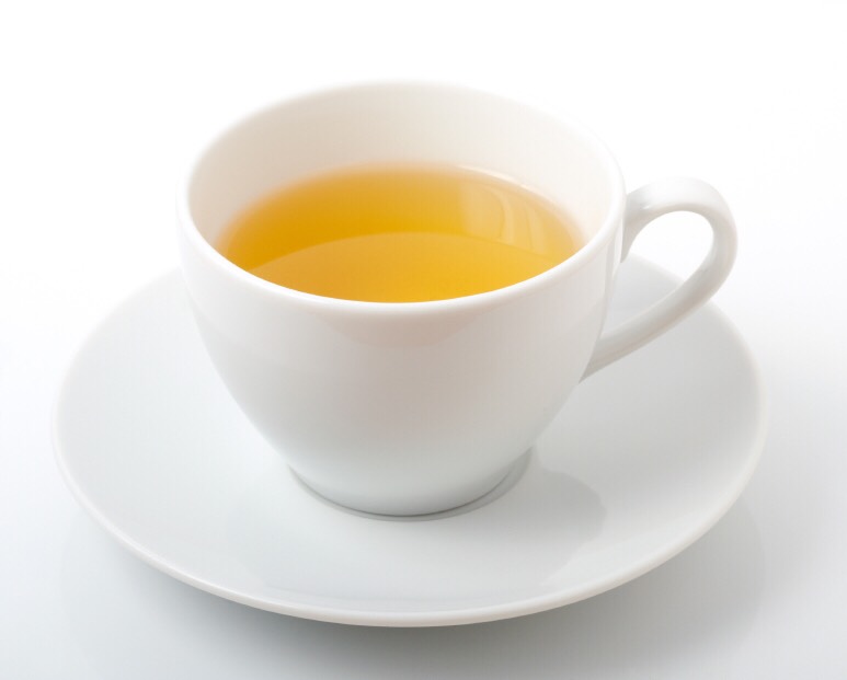 First make you tea then add sugar as much u want and when it cooler it taste more like ice tea