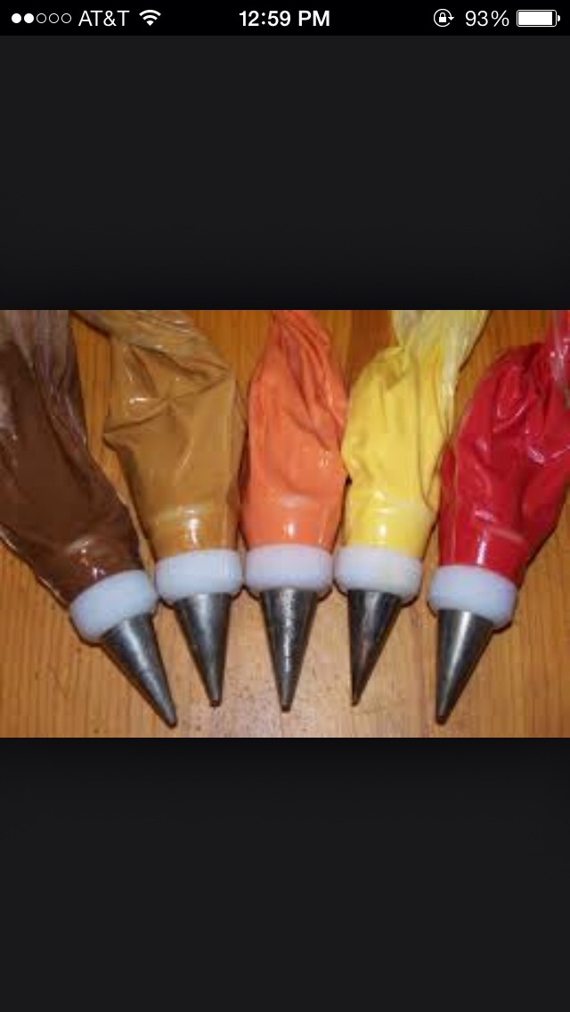 Chocolate pipes used when decorating lines and circles.