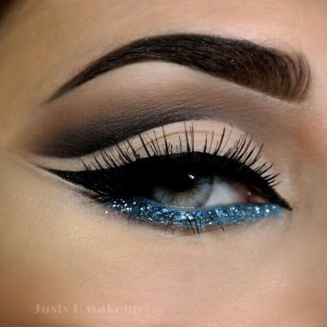 Sparkly Holiday Eye Makeup 