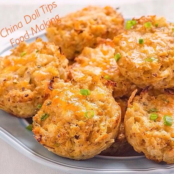 Healthy Cheesy Cauliflower Biscuits 