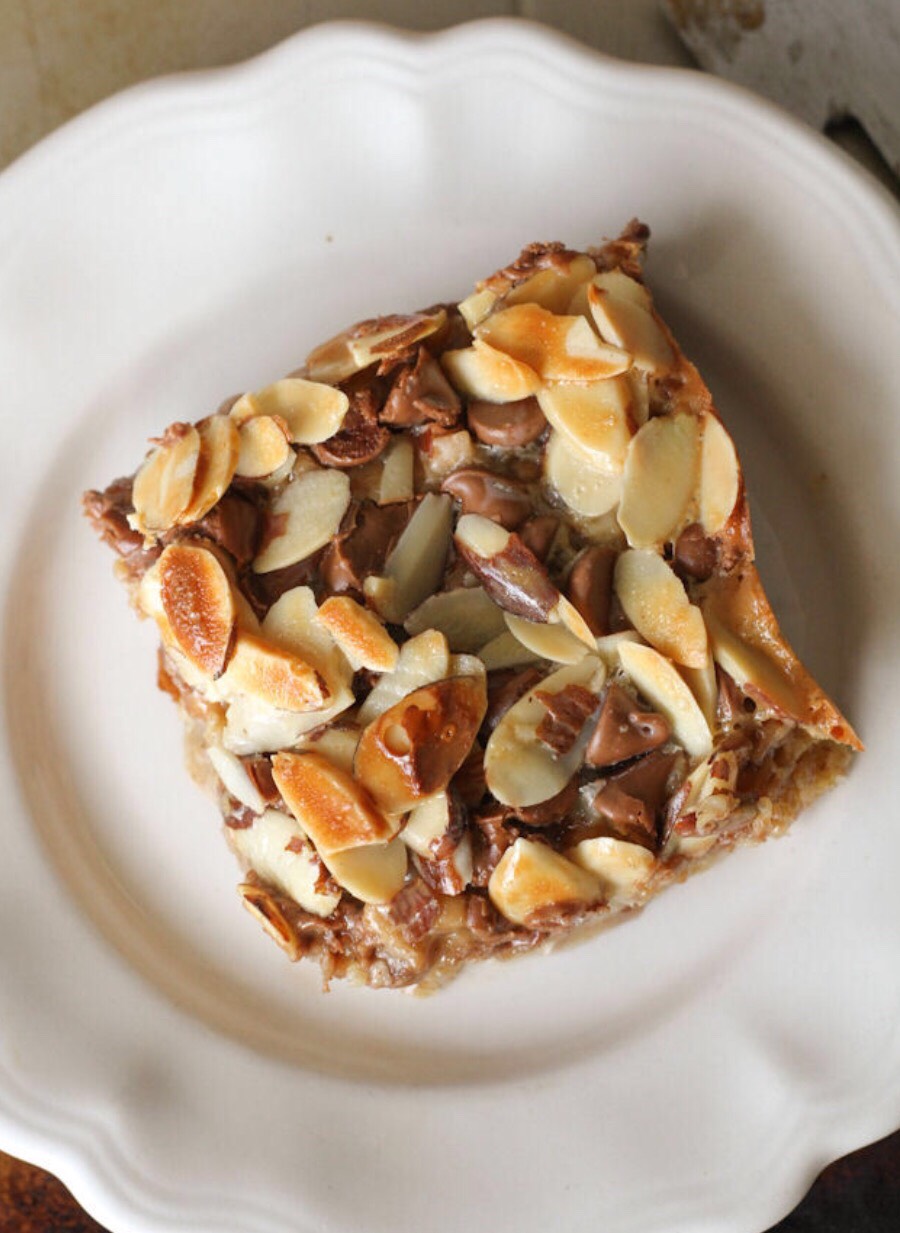 Almond Toffee Bars. 😋
