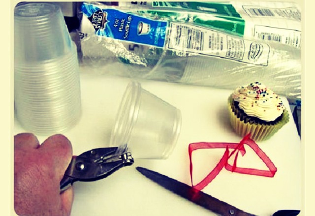 Perfect Individual Cupcake Holder For Holiday Baking Or Classroom Parties! 🙀🎂