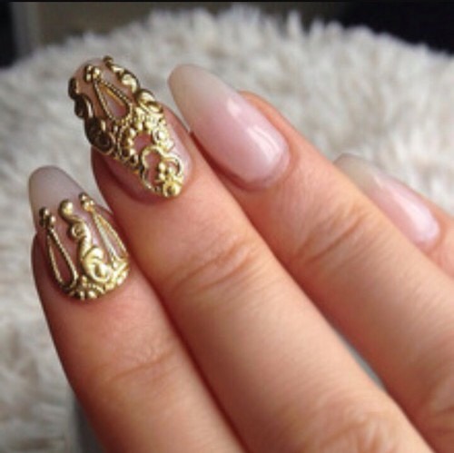 Check Out These Beautiful Nails! π