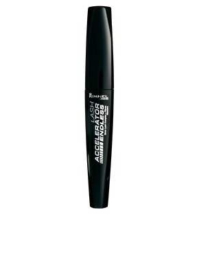 Add Mascara to Top and Bottom Lashes