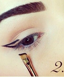 Step By Step Winged Liner 👀