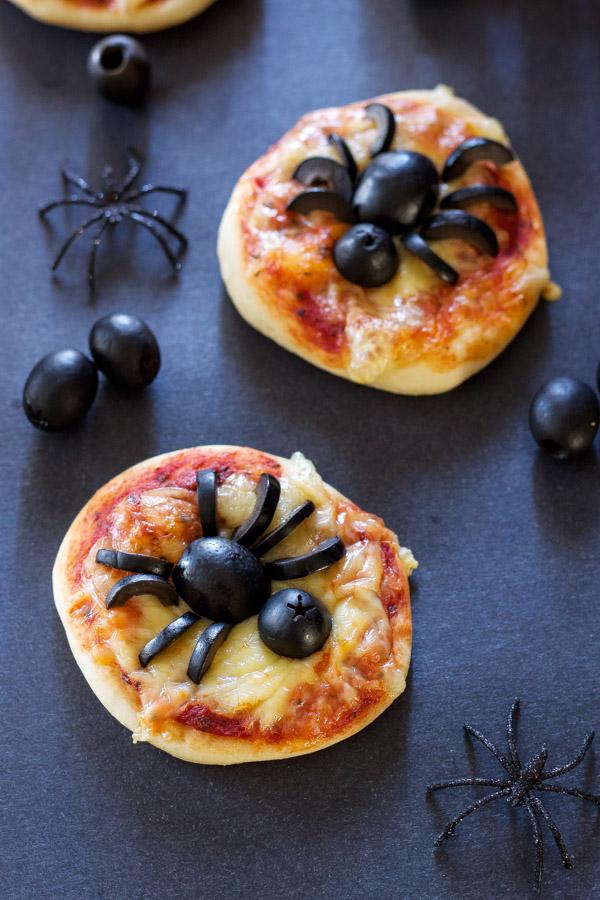 Mini Spider Pizzas 