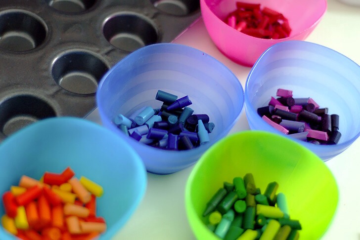 Collect all the broken crayons you want to use, Crayola wax crayons are the best. In the meantime pre-heat the oven to 120C or 250F degrees.