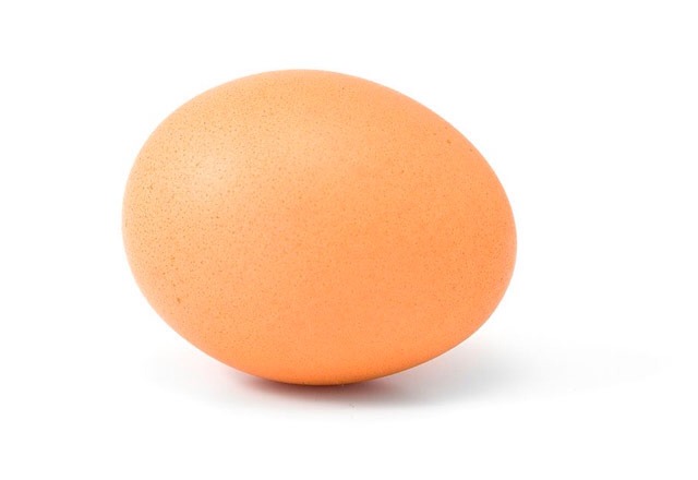 1 egg. This serves as a protein treatment within the deep conditioner. It thickens strands and strengthens follicles to eliminate breakage and reduce split ends while also conditioning and adding shine and smoothness so hair is easier to comb.