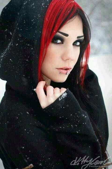 Red And Black Hair Ideas