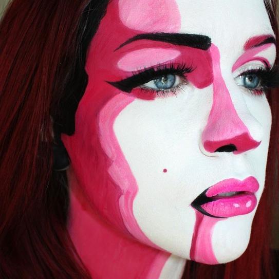 3.Here is one of the ultimately cool Halloween makeup ideas to give a try. Paint your face in three shades: white, red and pink. Make the center of your face white and add the other two shades around it. Apply black eyeliner and mascara for the final touch.