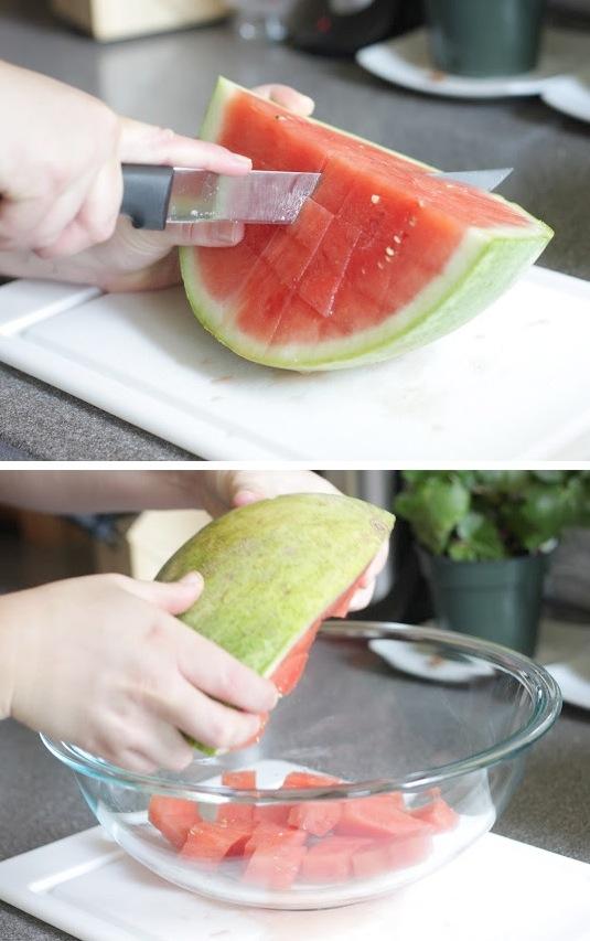 12. A Better Way To Cut Watermelon
Cut it up into small pieces and store it in a large tupperware bowl so it’s easy to grab and eat. This cutting technique seems to be the easiest and fastest way to get the perfect little bite-size pieces.