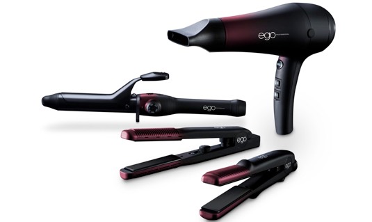 HEAT TOOLS
As much as we love styling our hair it's best to stay away from heat tools as it causes so much damage and split ends. I recommend to only use it on special occasions. If you want to style your hair use a good quality heat protector spray. I only straighten my side fringes. 
