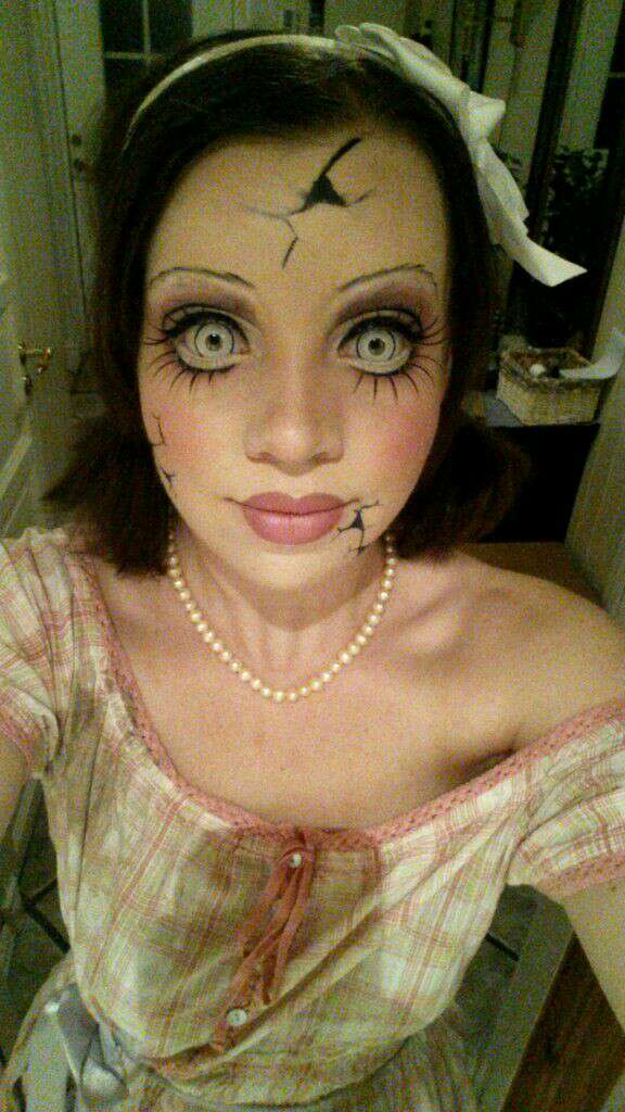 Halloween makeup ideas! 🎃👻 #HalloweenTip