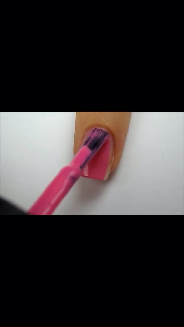 Paint nail pink
