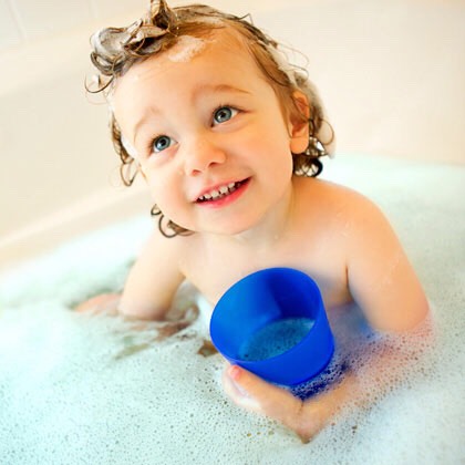 Age 2 or 3 is the safe age to start using conditioner in their hair. Make sure you choose a natural and organic conditioner. No need to use every day.