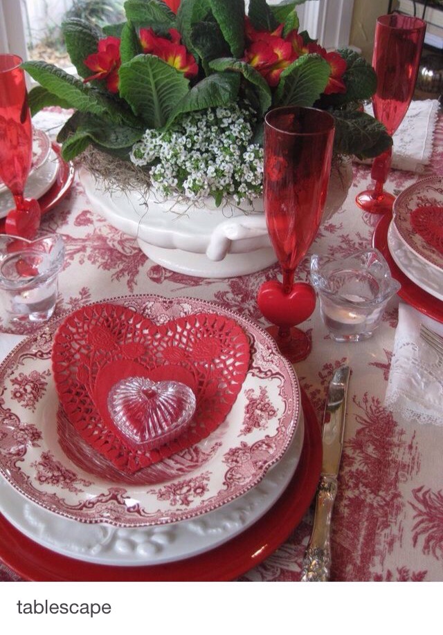 Valentines Table Decor