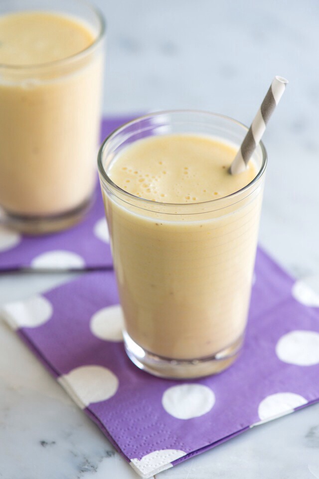 Vanilla banana smoothie :)
-1/2 cup of sliced banana
-1/4 cup of vanilla yogurt
- blend with handful of ice