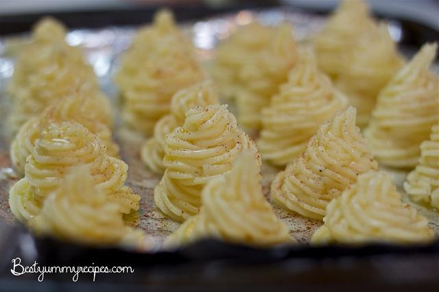 Cheddar Duchess Potatoes