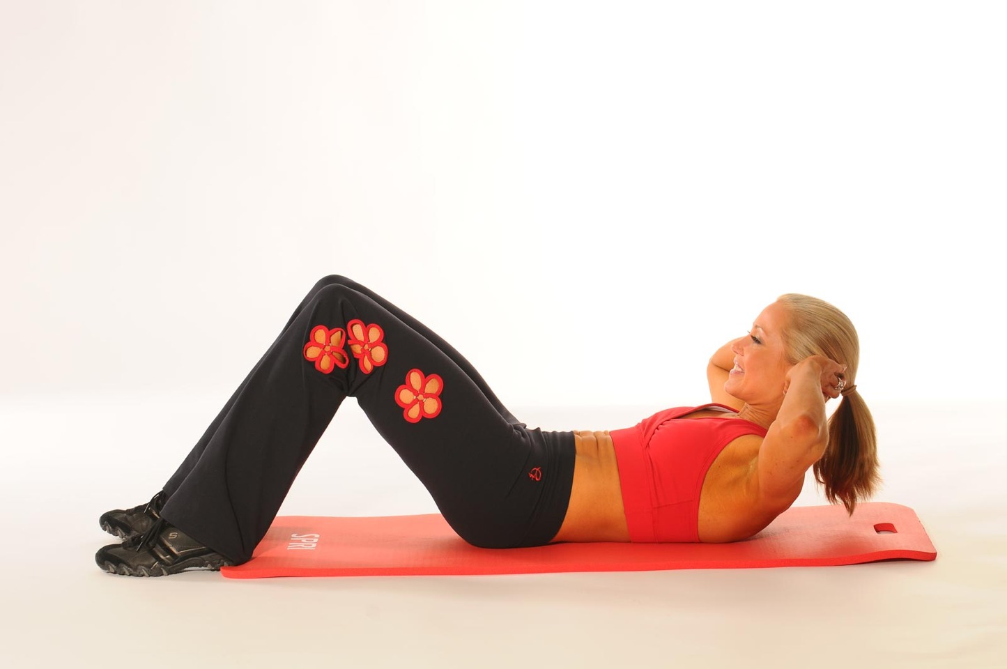 11 Tricks For A Flat Stomach 👙