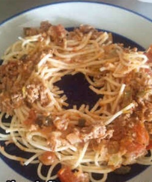 left overs
heat up leftovers in a microwave with a hole in the middle to get everything evenly heated

