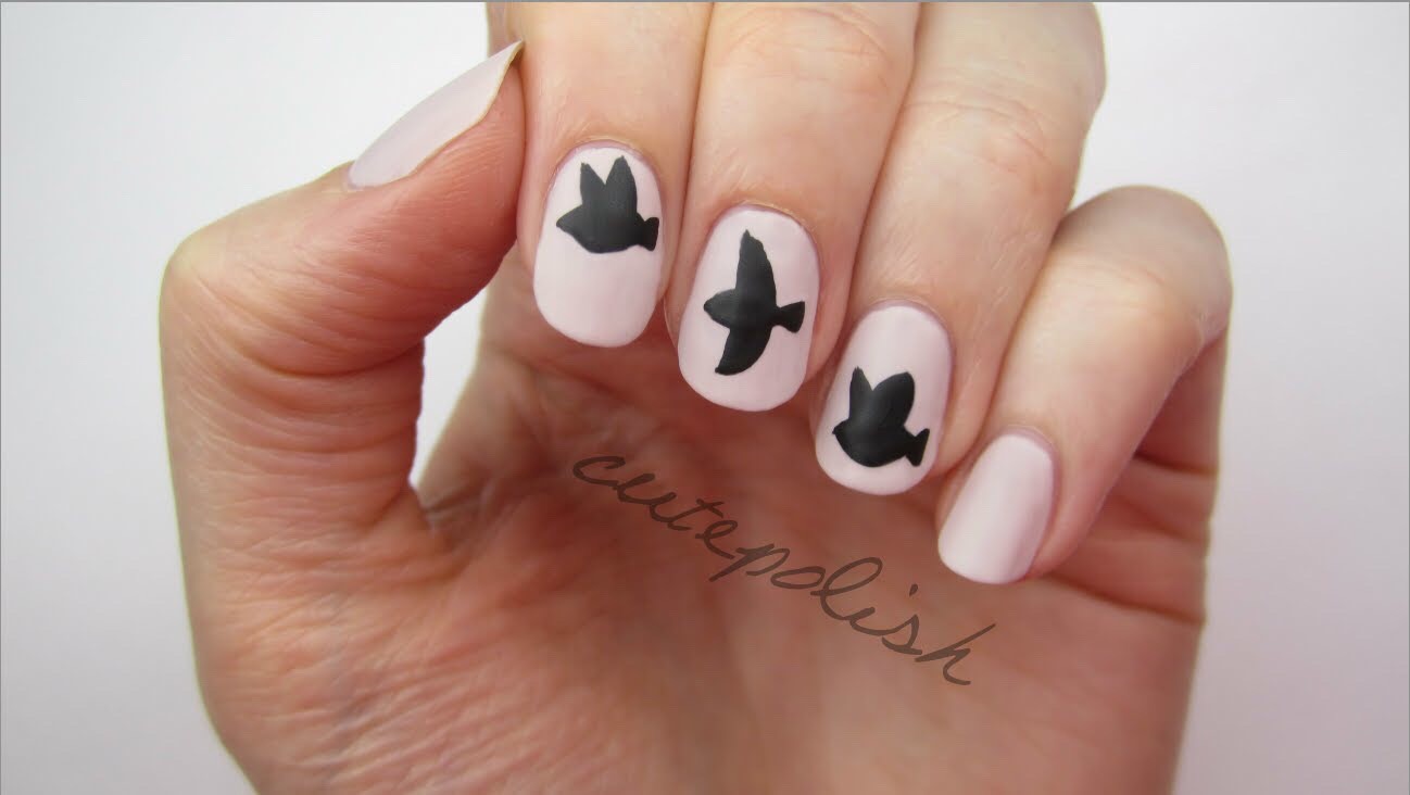 Cutepolish is one of the best nail artists on YouTube, so I'm sure you've already heard of her! She is amazing & her voice is one of a kind.