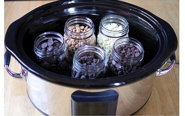 How To Melt Chocolate Chips(nd Other Baking Chips)In A Slow Cooker nd Maintain A Perfect Consistency