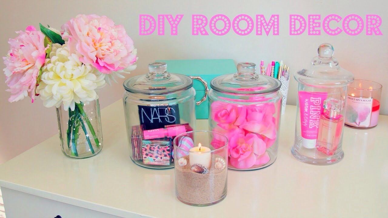 Use jars to store cosmetics 