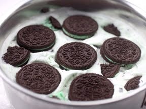 Simple And Quick Oreo Mint Ice Cream Cake!! Must Try!!
