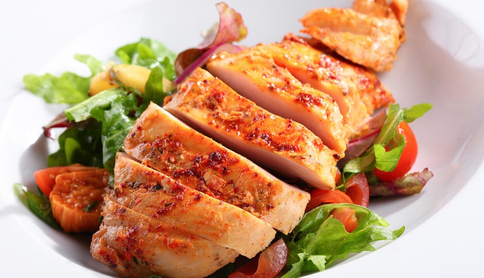 Chicken: Chicken is a great source of lean protein. By placing more protein in your diet, you can lower the amount of carbohydrates you take in while promoting weight loss. 