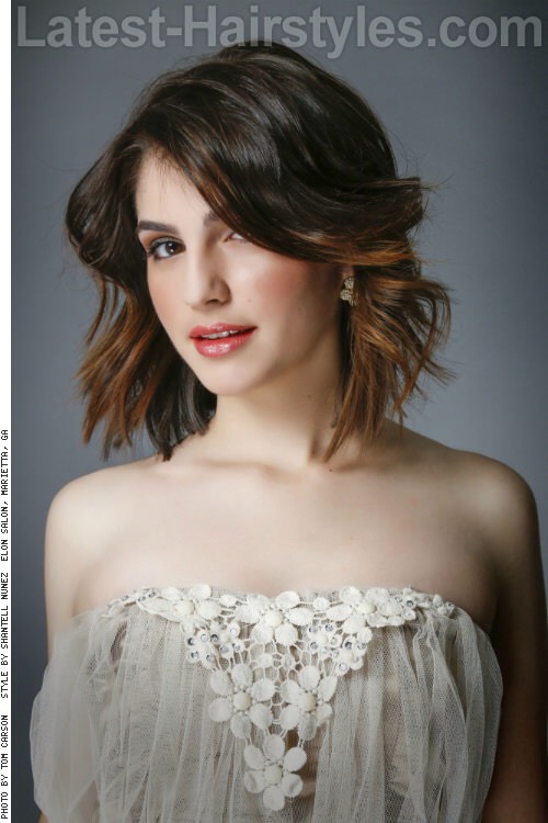 
Echo

The wave pattern of this hairstyle is organic, but its finish is smooth and shiny for a modern touch