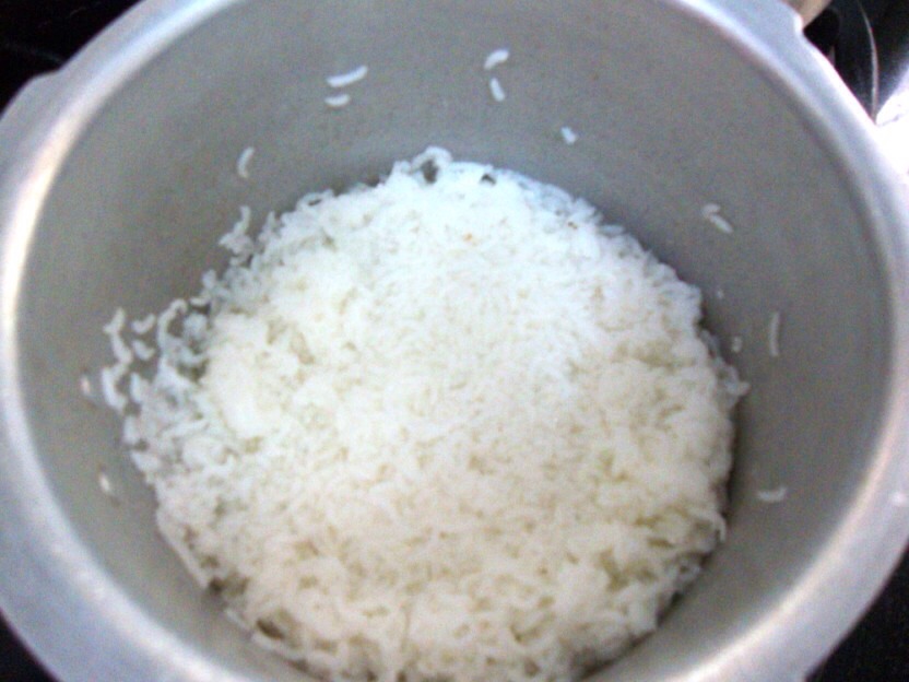 You put 1/2 cup Of rice To soak in Water For about 20 mins.