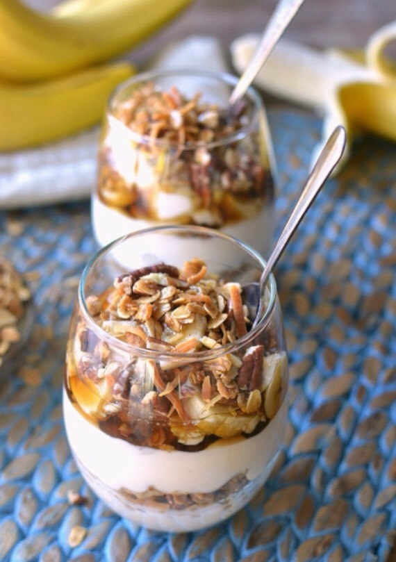 Banana maple yogurt parfait