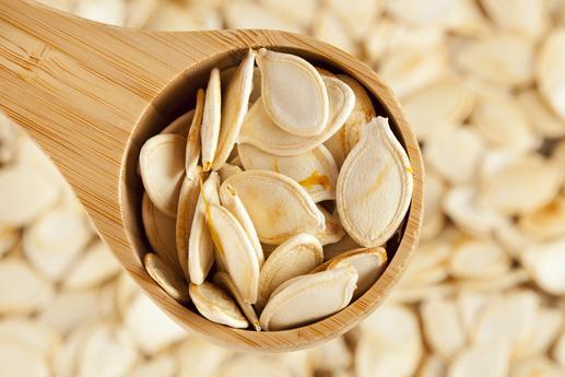 6. Pumpkin Seeds Dietitian and exercise physiologist Mindy Black says that one serving of pumpkin seeds contains 14% of your zinc needs for the day. Try them toasted with a dash of sea salt and olive oil, and sprinkle the toasted seeds over salads. Pumpkin seeds make a tasty, crunchy topping