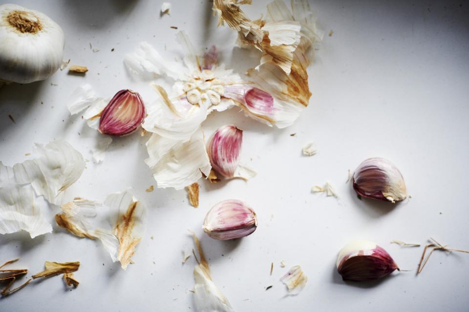 Use the garlic-peeling shortcut. Saveur showed us how to peel a whole head of garlic in just 10 seconds. This is an essential trick to know on Thanksgiving.