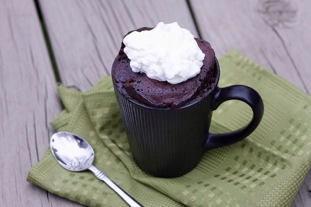 📖Directions)🍰
-
1) Whisk ingredients into a large mug and microwave for 1⃣ Minute and 2⃣0⃣ seconds 
-
2) Enjoy Your Nutella mug cake🍰 