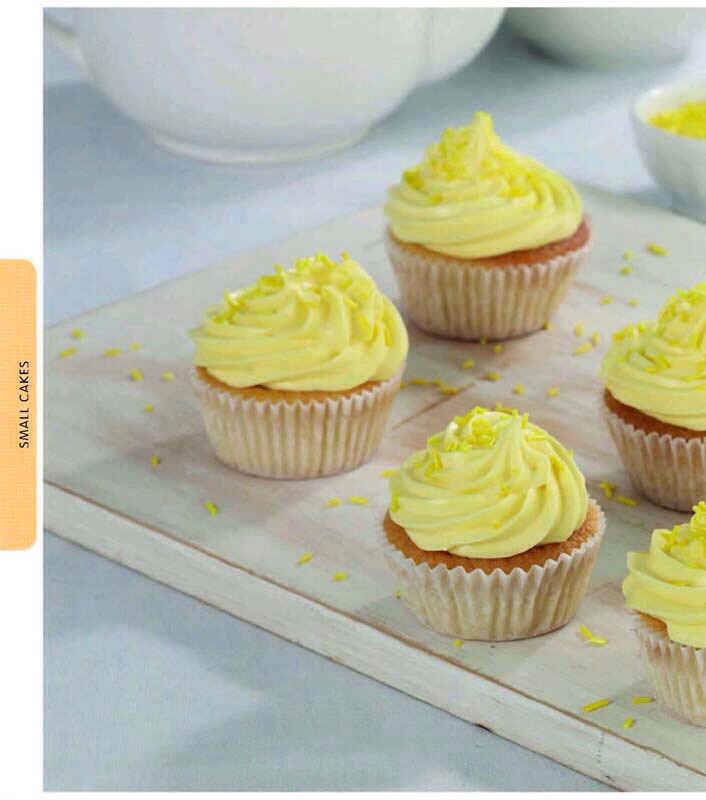 Vanilla Cream Cupcakes