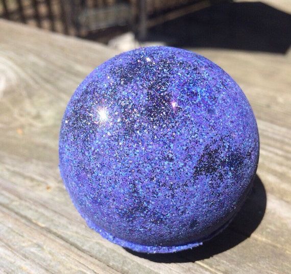 Galaxy bath bomb