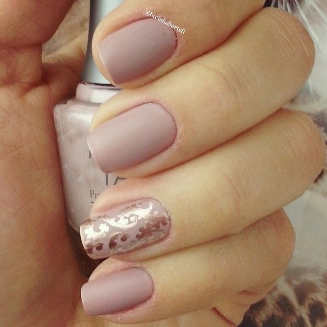 Amazing Nude Nails π