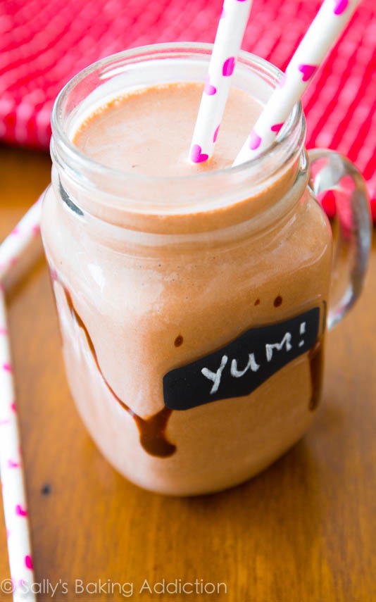 Peanut Butter Cocoa Coconut Smoothie #SummerVibes