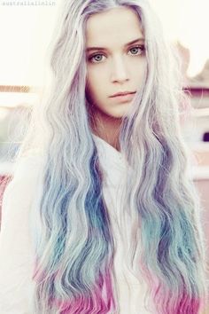Words cannot describe how much I'm loving this pastel look... It's just so TUMBLR! And I love it! 😍